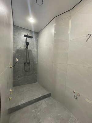 Продам трехкомнатную (3-комн.) квартиру, Головко ул, 5, Нальчик г