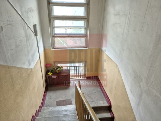 Продам двухкомнатную (2-комн.) квартиру, Стекольная ул, 25, Калининград г