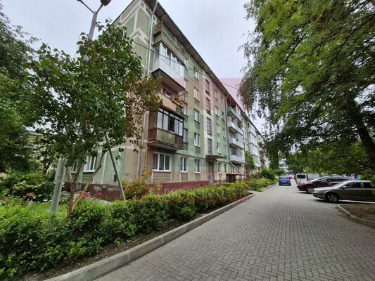 Продам двухкомнатную (2-комн.) квартиру, Стекольная ул, 25, Калининград г