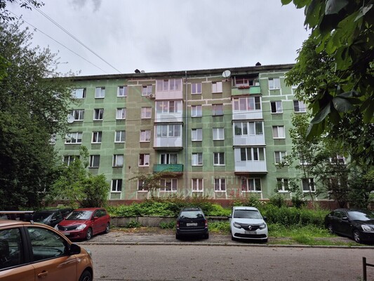 Продам двухкомнатную (2-комн.) квартиру, Стекольная ул, 25, Калининград г