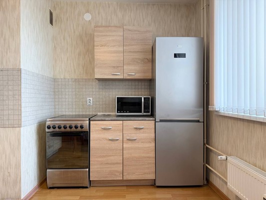 Продам однокомнатную (1-комн.) квартиру, Загородная ул, 37к2, Колпино г