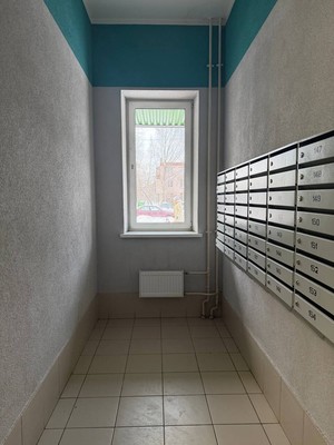 Продам однокомнатную (1-комн.) квартиру, Загородная ул, 37к2, Колпино г