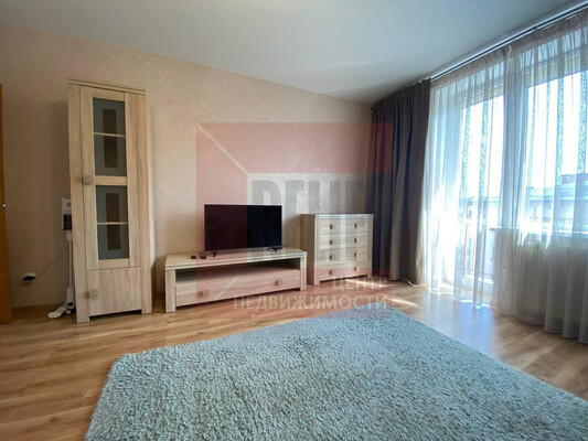 Продам однокомнатную (1-комн.) квартиру, 33-й (ПГК Лада тер) ряд, к 3, Калининград г