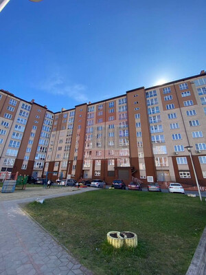 Продам однокомнатную (1-комн.) квартиру, 33-й (ПГК Лада тер) ряд, к 3, Калининград г