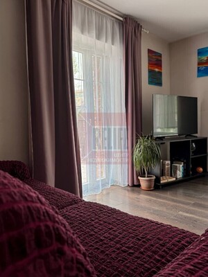 Продам трехкомнатную (3-комн.) квартиру, Достоевского ул, 20, Калининград г