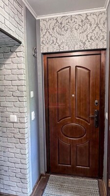 Продам трехкомнатную (3-комн.) квартиру, Достоевского ул, 20, Калининград г