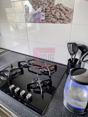 Продам трехкомнатную (3-комн.) квартиру, Достоевского ул, 20, Калининград г