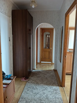 Продам двухкомнатную (2-комн.) квартиру, Домодедовская ул, 20к2, Москва г