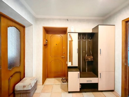 Продам трехкомнатную (3-комн.) квартиру, Московская ул, 13, Деденево рп