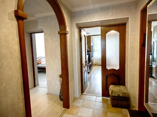 Продам трехкомнатную (3-комн.) квартиру, Московская ул, 13, Деденево рп