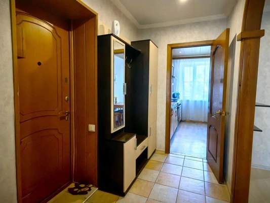 Продам трехкомнатную (3-комн.) квартиру, Московская ул, 13, Деденево рп