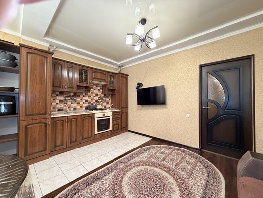 Продам однокомнатную (1-комн.) квартиру, Атажукина ул, 14, Нальчик г