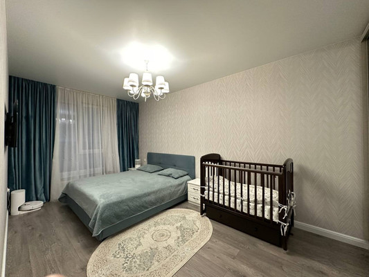 Продам трехкомнатную (3-комн.) квартиру, Тлостанова ул, 32, Нальчик г