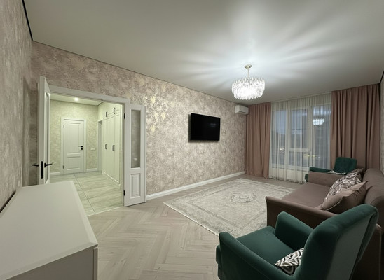 Продам трехкомнатную (3-комн.) квартиру, Тлостанова ул, 32, Нальчик г