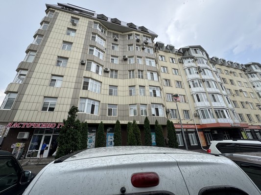 Продам трехкомнатную (3-комн.) квартиру, Тарчокова ул, 25Бк1, Нальчик г
