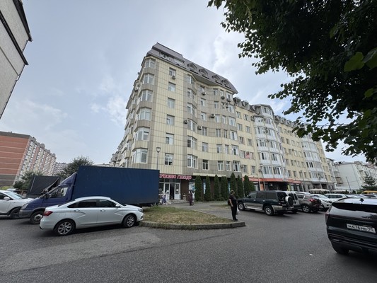 Продам трехкомнатную (3-комн.) квартиру, Тарчокова ул, 25Бк1, Нальчик г