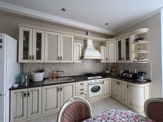Продам трехкомнатную (3-комн.) квартиру, Тарчокова ул, 25Бк1, Нальчик г