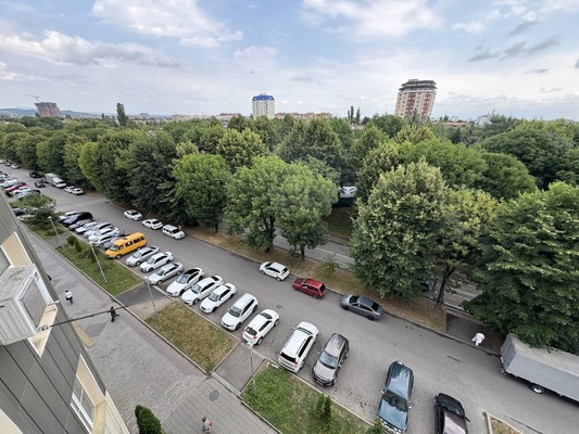 Продам трехкомнатную (3-комн.) квартиру, Тарчокова ул, 25Бк1, Нальчик г