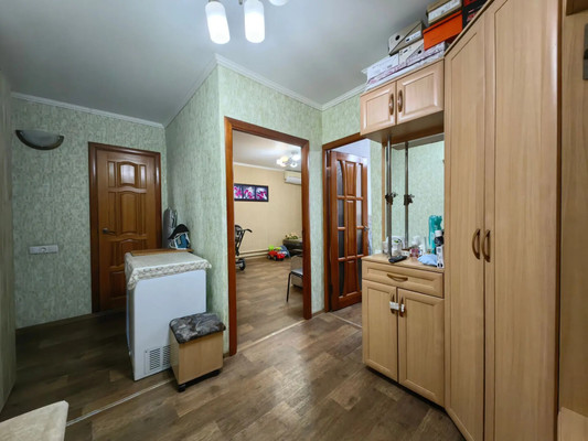 Продам двухкомнатную (2-комн.) квартиру, Строителей пр-кт, 33, Волгодонск г