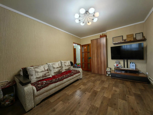 Продам двухкомнатную (2-комн.) квартиру, Строителей пр-кт, 33, Волгодонск г