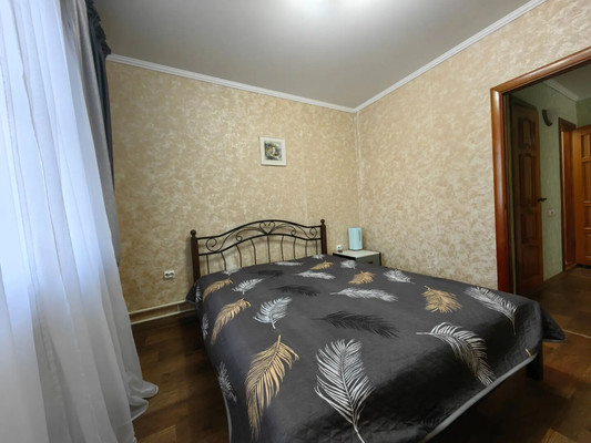 Продам двухкомнатную (2-комн.) квартиру, Строителей пр-кт, 33, Волгодонск г