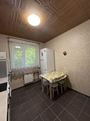 Продам однокомнатную (1-комн.) квартиру, Исаева ул, 8, Королев г