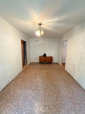 Продам трехкомнатную (3-комн.) квартиру, 6-й мкр, 21, Лыткарино г