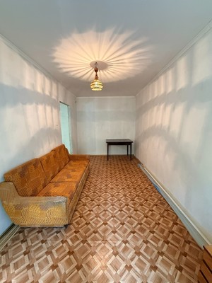 Продам трехкомнатную (3-комн.) квартиру, 6-й мкр, 21, Лыткарино г