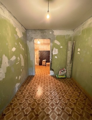Продам трехкомнатную (3-комн.) квартиру, 6-й мкр, 21, Лыткарино г