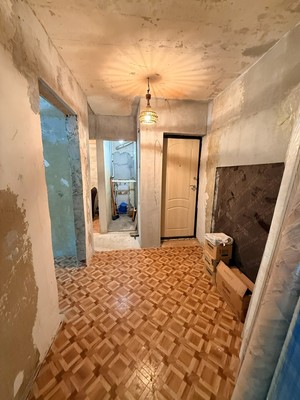 Продам трехкомнатную (3-комн.) квартиру, 6-й мкр, 21, Лыткарино г