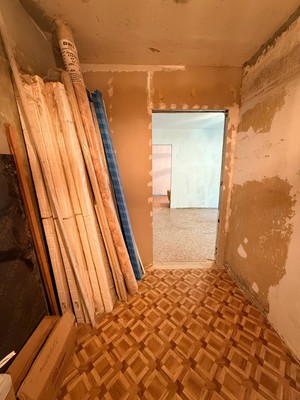 Продам трехкомнатную (3-комн.) квартиру, 6-й мкр, 21, Лыткарино г