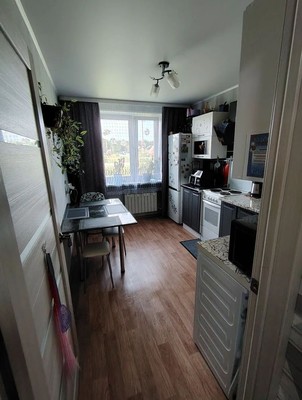 Продам однокомнатную (1-комн.) квартиру, Автомобилистов ул, 46, Викулово с