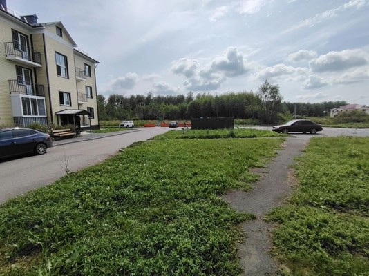 Продам однокомнатную (1-комн.) квартиру, Автомобилистов ул, 46, Викулово с