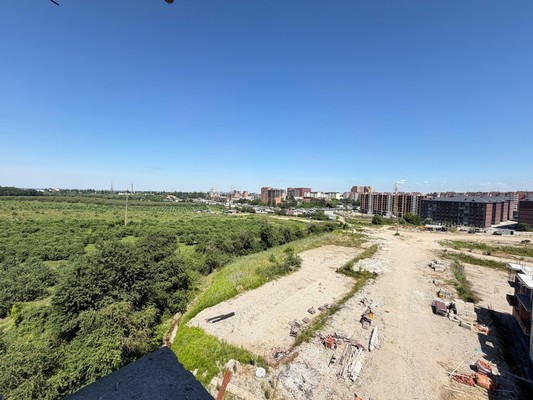 Продам двухкомнатную (2-комн.) квартиру, Тарчокова ул, 127Б, Нальчик г