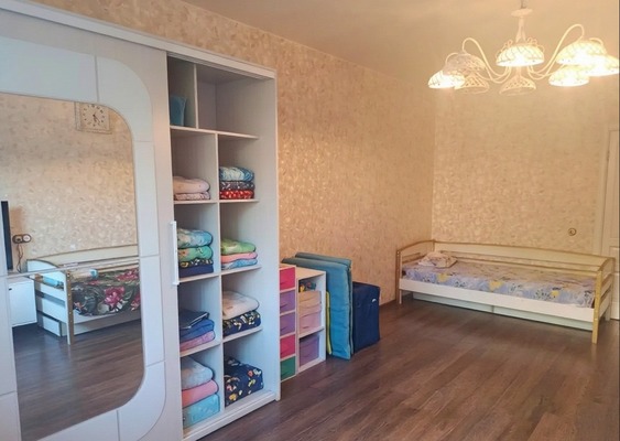 Продам трехкомнатную (3-комн.) квартиру, Дмитровская ул, 23, Базарово д
