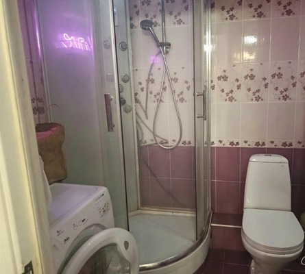 Продам трехкомнатную (3-комн.) квартиру, Дмитровская ул, 23, Базарово д