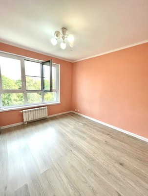 Продам трехкомнатную (3-комн.) квартиру, Ленская ул, 8, Москва г