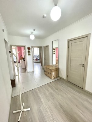 Продам трехкомнатную (3-комн.) квартиру, Ленская ул, 8, Москва г