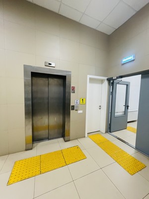 Продам трехкомнатную (3-комн.) квартиру, Ленская ул, 8, Москва г