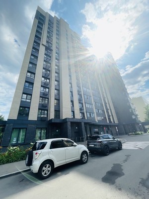 Продам трехкомнатную (3-комн.) квартиру, Ленская ул, 8, Москва г