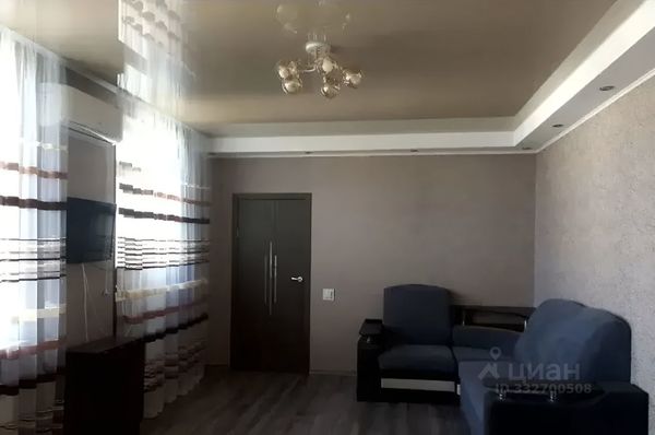 Продам трехкомнатную (3-комн.) квартиру, Победы пр-кт, 208б, Симферополь г