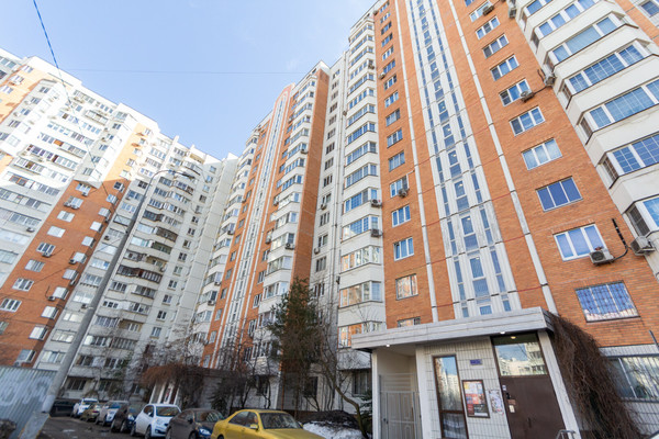 Продам многокомнатную квартиру, Поречная ул, 31к1, Москва г