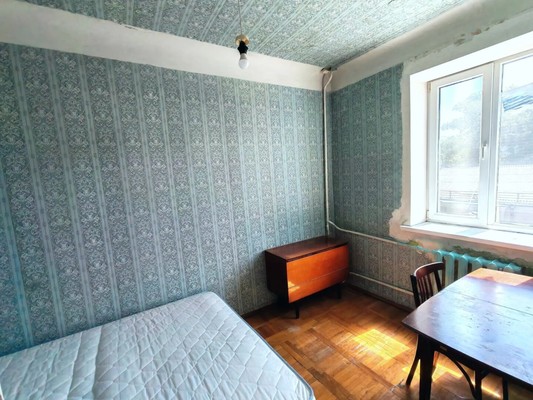 Продам трехкомнатную (3-комн.) квартиру, Чехова пр-кт, 42-44/127, Ростов-на-Дону г