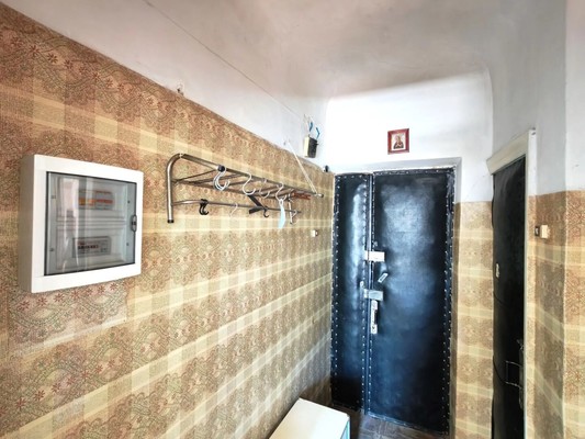Продам трехкомнатную (3-комн.) квартиру, Чехова пр-кт, 42-44/127, Ростов-на-Дону г