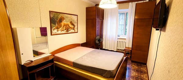 Продам трехкомнатную (3-комн.) квартиру, Воинов-Интернационалистов ул, 6, Люберцы г