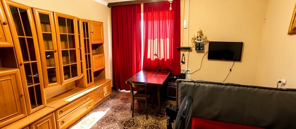 Продам трехкомнатную (3-комн.) квартиру, Воинов-Интернационалистов ул, 6, Люберцы г