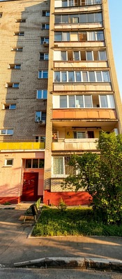 Продам трехкомнатную (3-комн.) квартиру, Воинов-Интернационалистов ул, 6, Люберцы г