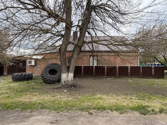 Продам дом, им Докучаева ул, 46/60, Зерноград г, 0 км от города