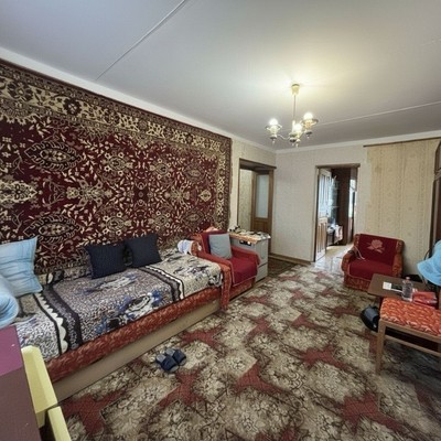 Продам трехкомнатную (3-комн.) квартиру, Ракетная ул, 32, Симферополь г