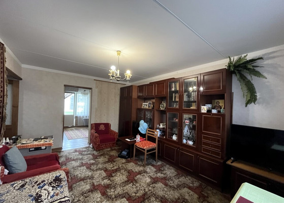 Продам трехкомнатную (3-комн.) квартиру, Ракетная ул, 32, Симферополь г